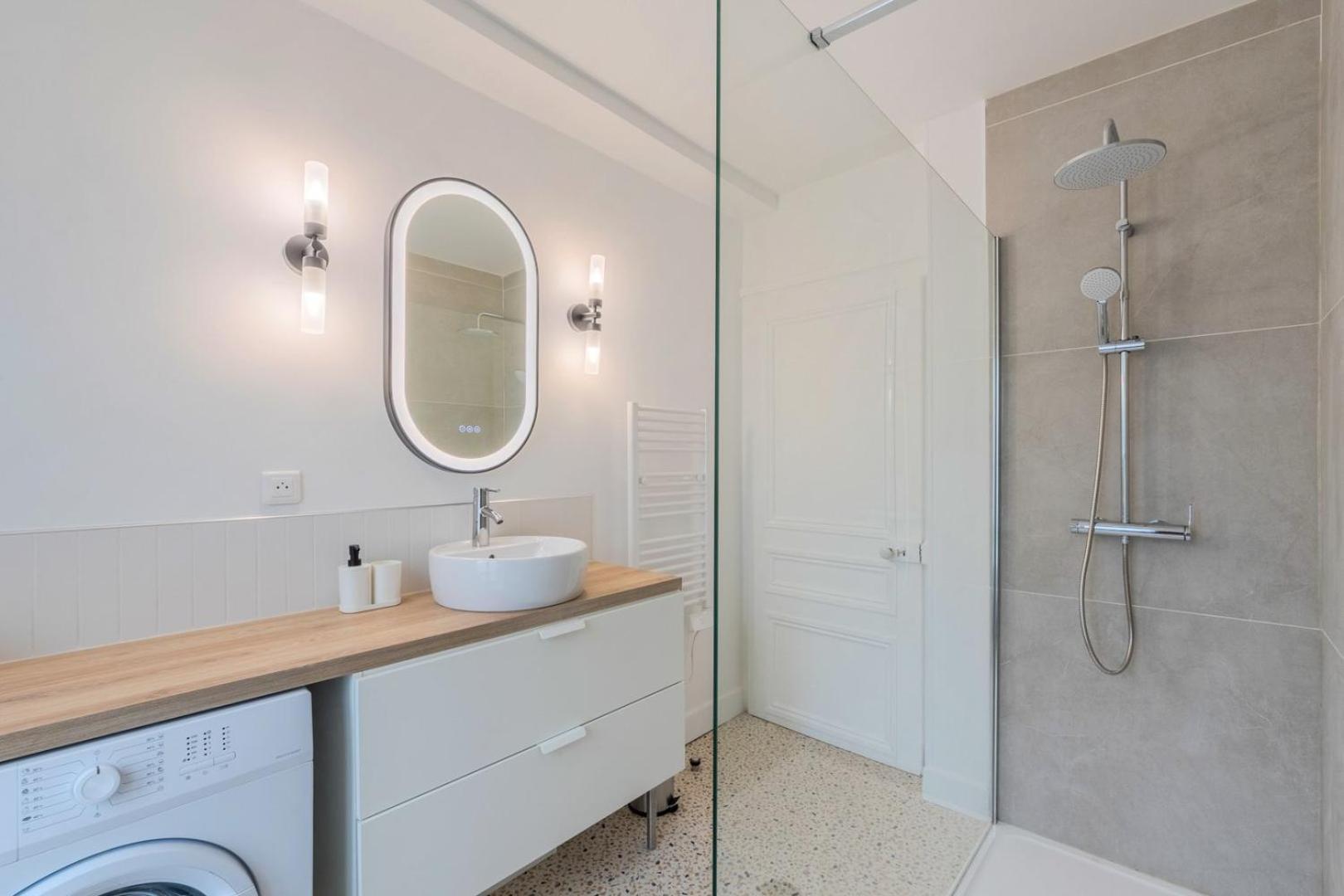 3 Bedroom Apartment On The Grand Place ลีลล์ ภายนอก รูปภาพ